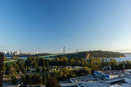 19A-328 Taylor Way, West Vancouver, BC 