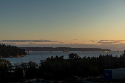 19A-328 Taylor Way, West Vancouver, BC 