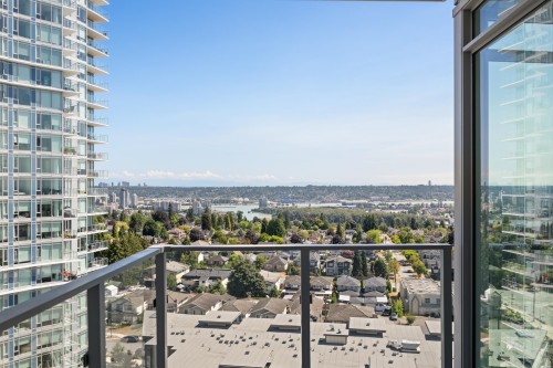 1305-7683 Park Crescent, Burnaby, BC 