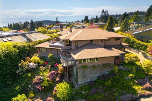 4228 Rockridge Crescent, West Vancouver, BC 