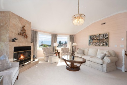 4228 Rockridge Crescent, West Vancouver, BC 