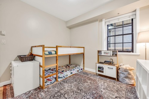 3-12 Royal Avenue E, New Westminster, BC 