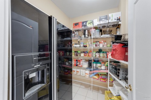 10320 Scotsdale Avenue, Richmond, BC 