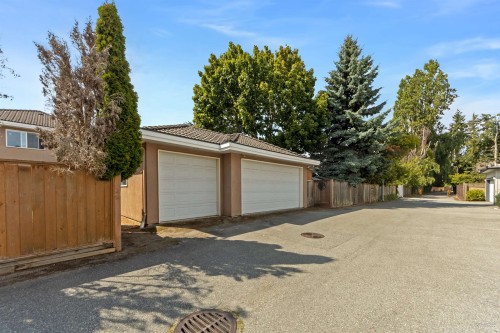 10320 Scotsdale Avenue, Richmond, BC 