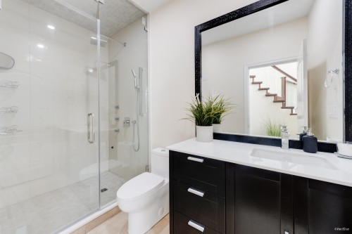 10320 Scotsdale Avenue, Richmond, BC 