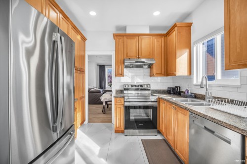 3440 25Th Avenue E, Vancouver, BC 