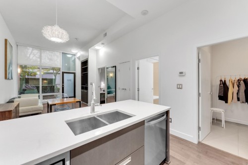 268 1St Avenue W, Vancouver, BC 