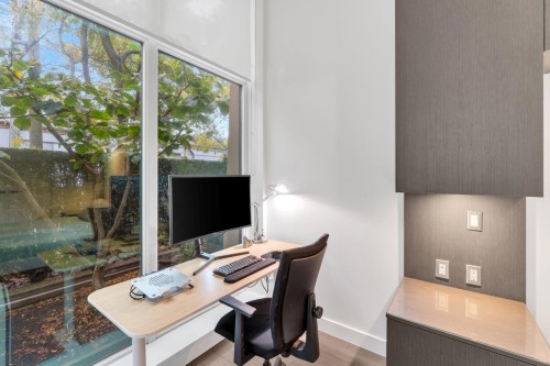 268 1St Avenue W, Vancouver, BC 