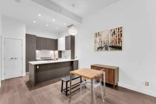 268 1St Avenue W, Vancouver, BC 