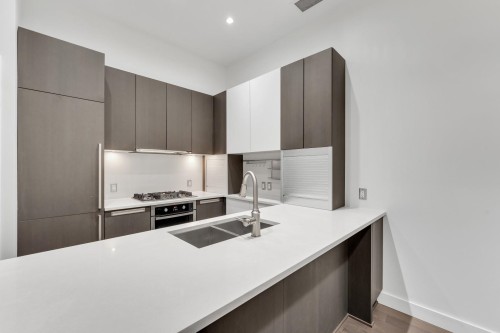 268 1St Avenue W, Vancouver, BC 