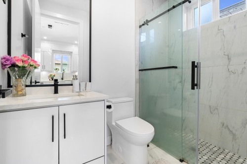 465 57Th Avenue E, Vancouver, BC 