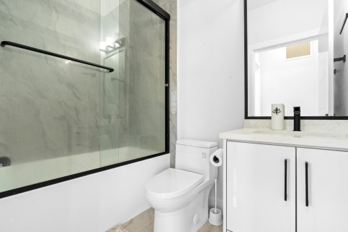 465 57Th Avenue E, Vancouver, BC 