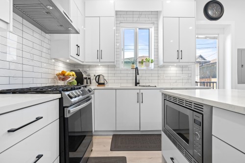 465 57Th Avenue E, Vancouver, BC 