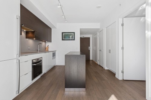 609-1688 Pullman Porter Street, Vancouver, BC 