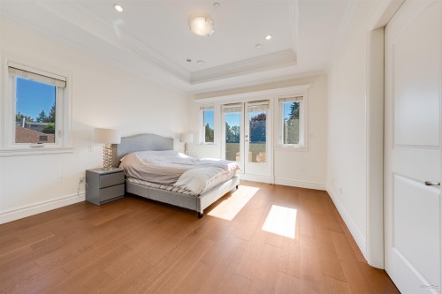 4042 20Th Avenue W, Vancouver, BC 