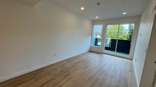 21X-375 Clayton Street, Coquitlam, BC 