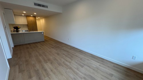 21X-375 Clayton Street, Coquitlam, BC 