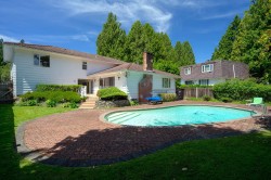 5938 Holland Street  Vancouver, BC V6N 2B3