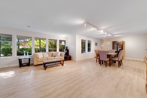 8515 Ansell Place, West Vancouver, BC 