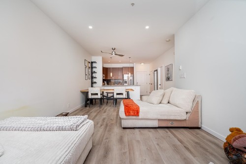 202-288 Hampton Street, New Westminster, BC 