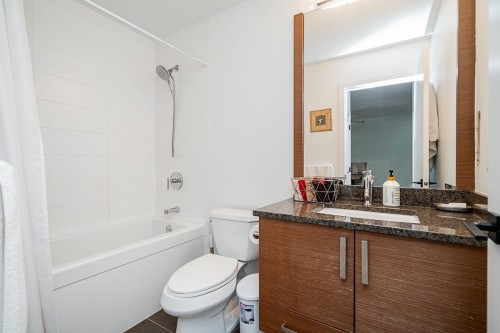 202-288 Hampton Street, New Westminster, BC 