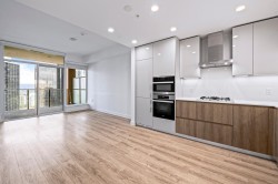 2309-6511 Sussex Avenue  Burnaby, BC V5H 0K5