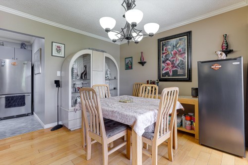 301-1048 King Albert Avenue, Coquitlam, BC 