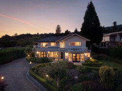 715 King Georges Way  West Vancouver, BC V7S 1S2