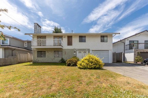 1632 Como Lake Avenue  Coquitlam, BC V3J 3P6
