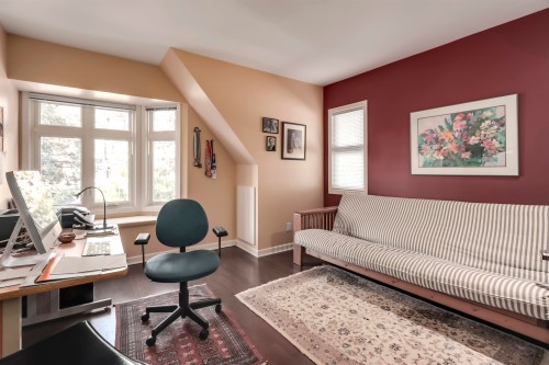 4543 11Th Avenue W, Vancouver, BC 