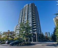 1707-4178 Dawson Street  Burnaby, BC V5C 0A1