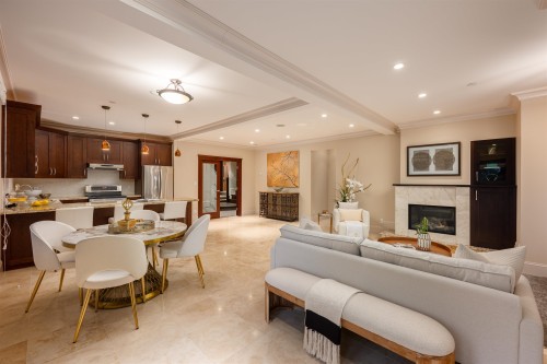 2673 Finch Hill, West Vancouver, BC 