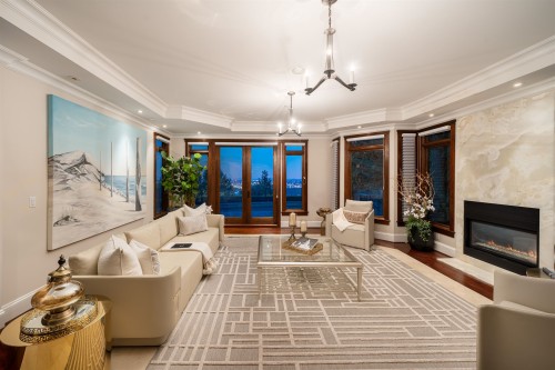 2673 Finch Hill, West Vancouver, BC 