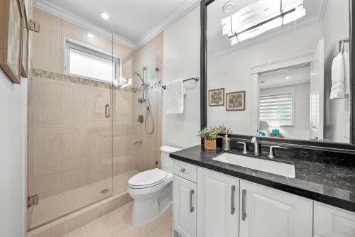 3339 27Th Avenue W, Vancouver, BC 