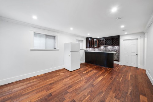 3339 27Th Avenue W, Vancouver, BC 