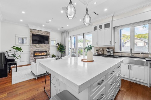 3339 27Th Avenue W, Vancouver, BC 