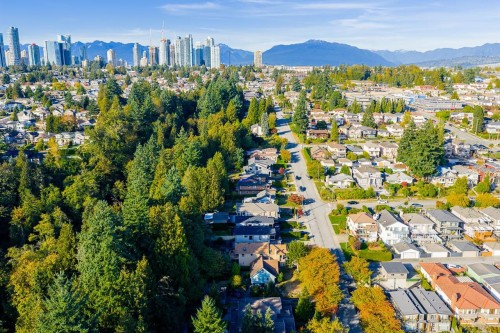 8061 Mcgregor Avenue, Burnaby, BC 