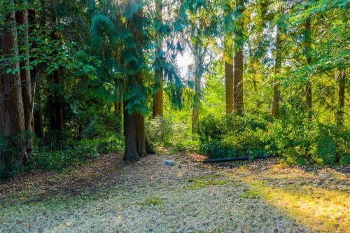 8061 Mcgregor Avenue, Burnaby, BC 