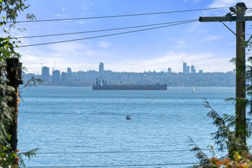 3721 Sunset Lane, West Vancouver, BC 