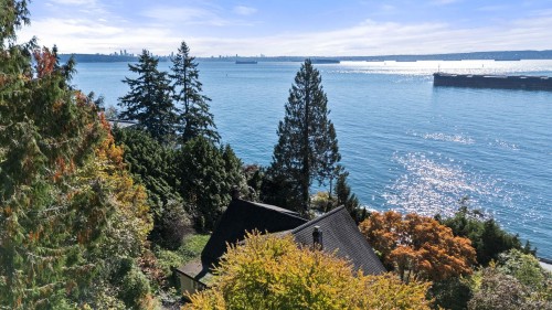 3721 Sunset Lane, West Vancouver, BC 
