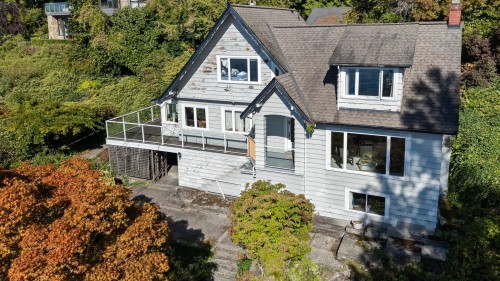 3721 Sunset Lane, West Vancouver, BC 