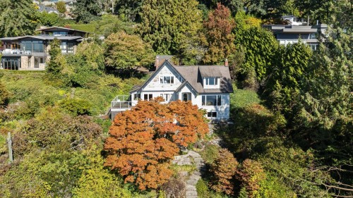 3721 Sunset Lane, West Vancouver, BC 