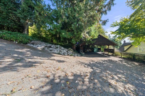 3721 Sunset Lane, West Vancouver, BC 