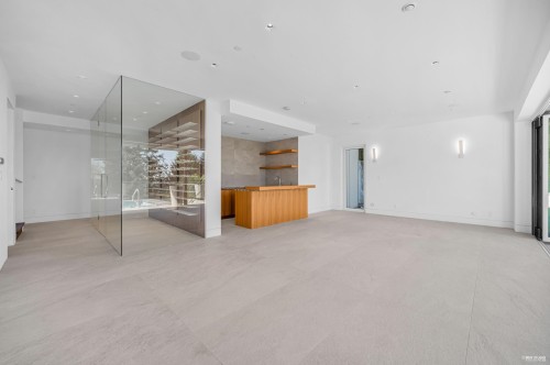 535 Craigmohr Drive, West Vancouver, BC 