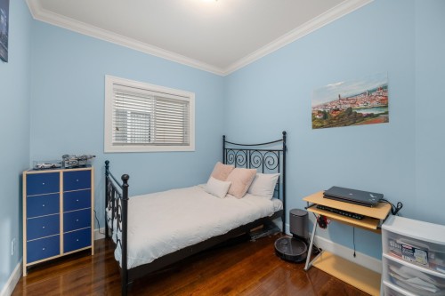 2643 8Th Avenue E, Vancouver, BC 