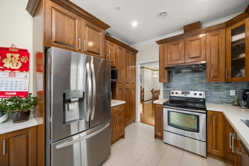 2643 8Th Avenue E, Vancouver, BC 