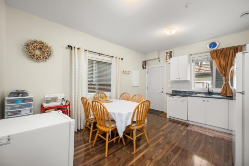 2643 8Th Avenue E, Vancouver, BC 