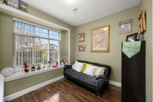 2643 8Th Avenue E, Vancouver, BC 