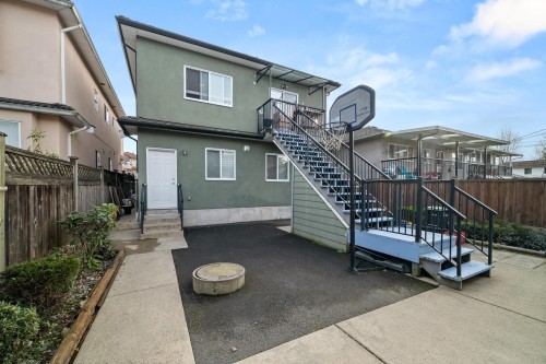 2643 8Th Avenue E, Vancouver, BC 