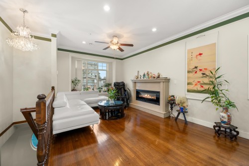 2643 8Th Avenue E, Vancouver, BC 